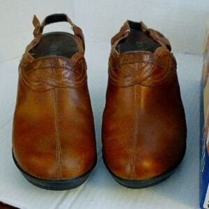Clarks Indigo Brown Leather Clogs With Adjustable Straps Size 7